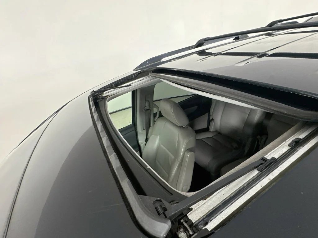 Used 2012 Black Honda Touring image 26