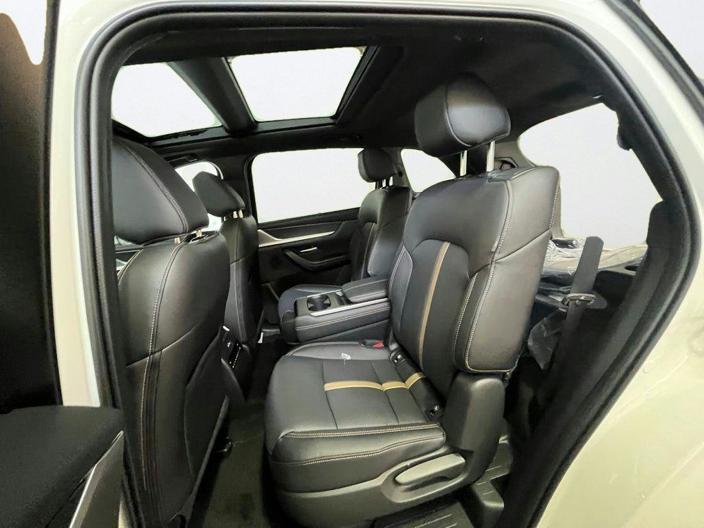 2026 Mazda CX-90 Premium Plus Package - Photo 23