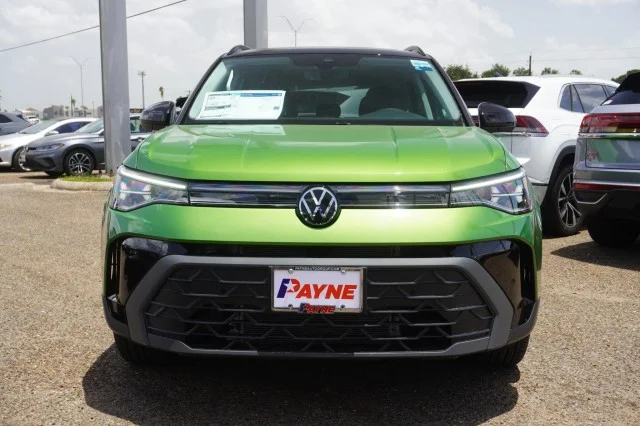 New 2026 Bright Moss Green W/Deep Black Roof Volkswagen SE Black FWD image 2