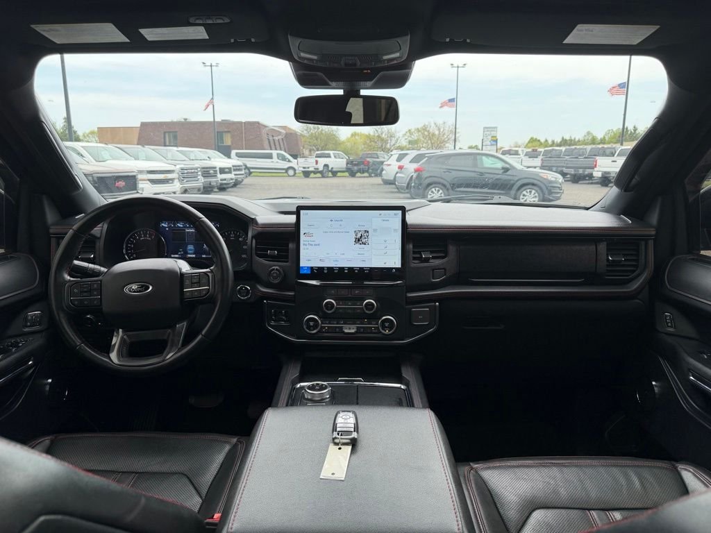 Used 2022 Black Ford Limited image 31