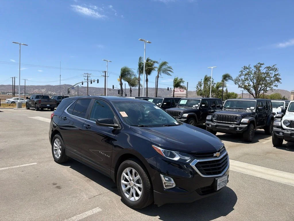 Used 2021 Blue Chevrolet LT image 2