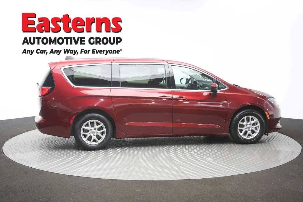 Used 2023 Red Chrysler LX image 40