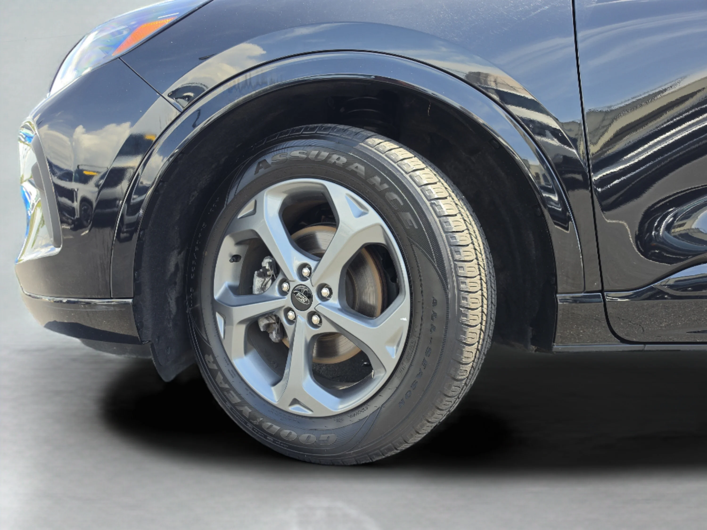 Used 2024 Black Metallic Ford ST-Line image 38
