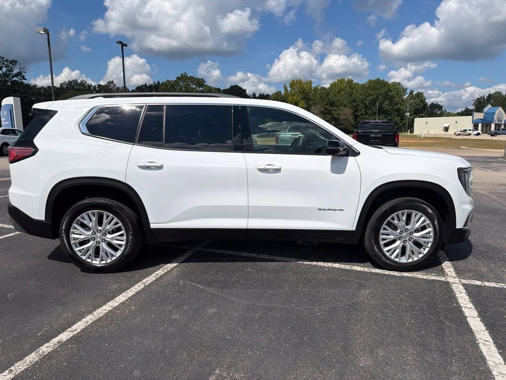 Used 2026 Summit White GMC Elevation image 6