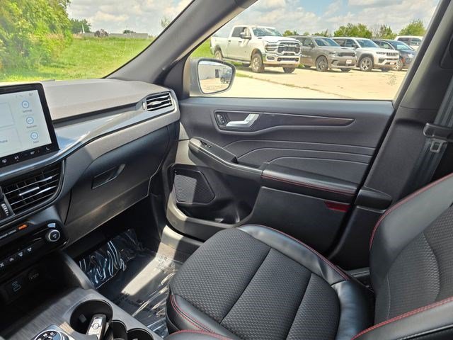 Used 2023 Silver Metallic Ford ST-Line image 38