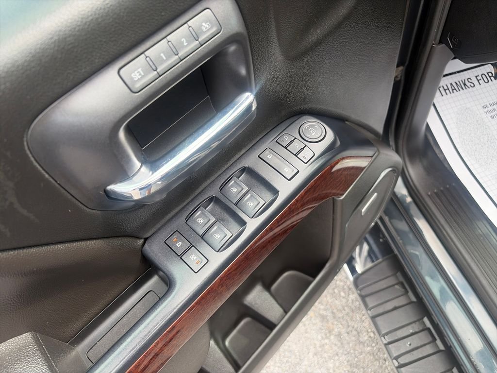 Used 2018 Gray GMC SLT image 12