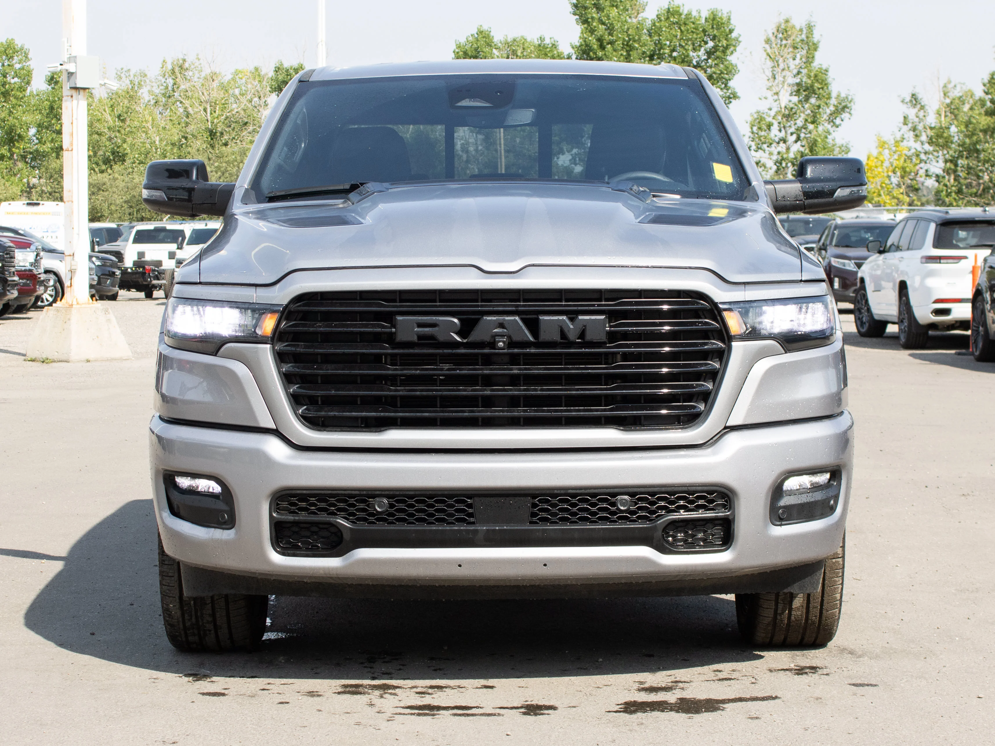 Certified Used 2025 Silver RAM Sport * Twin-Turbo | Remote Start | Alpine | Heated Seats | Navigation | Adaptive Cruise image 10