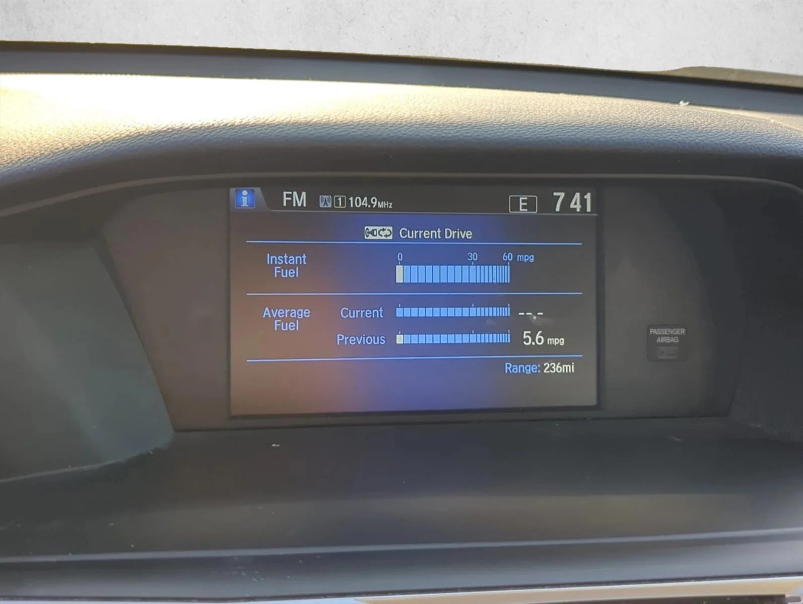 Used 2015 White Honda EX-L image 18