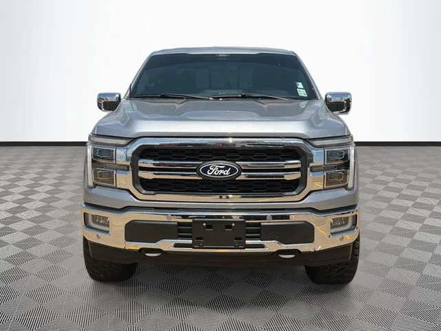 Used 2024 Silver Ford Lariat image 2
