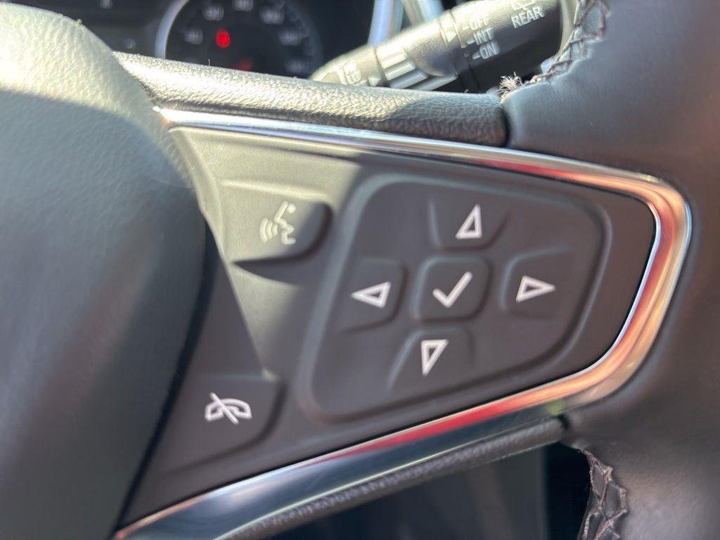 Used 2024 Lakeshore Blue Chevrolet LT image 21