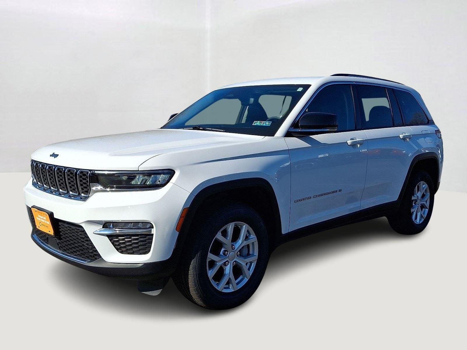 Certified Used 2023 Bright White Clearcoat Jeep Limited image 3