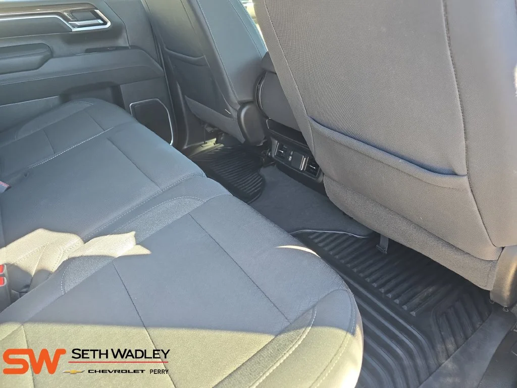 Used 2025 Sterling Gray Metallic Chevrolet LT image 11