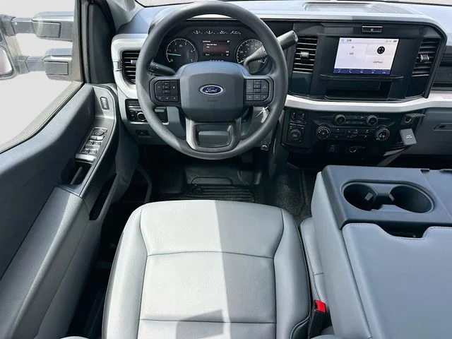 New 2026 Oxford White Ford XL image 14