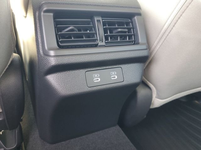 2025 Honda Accord SE - Photo 9