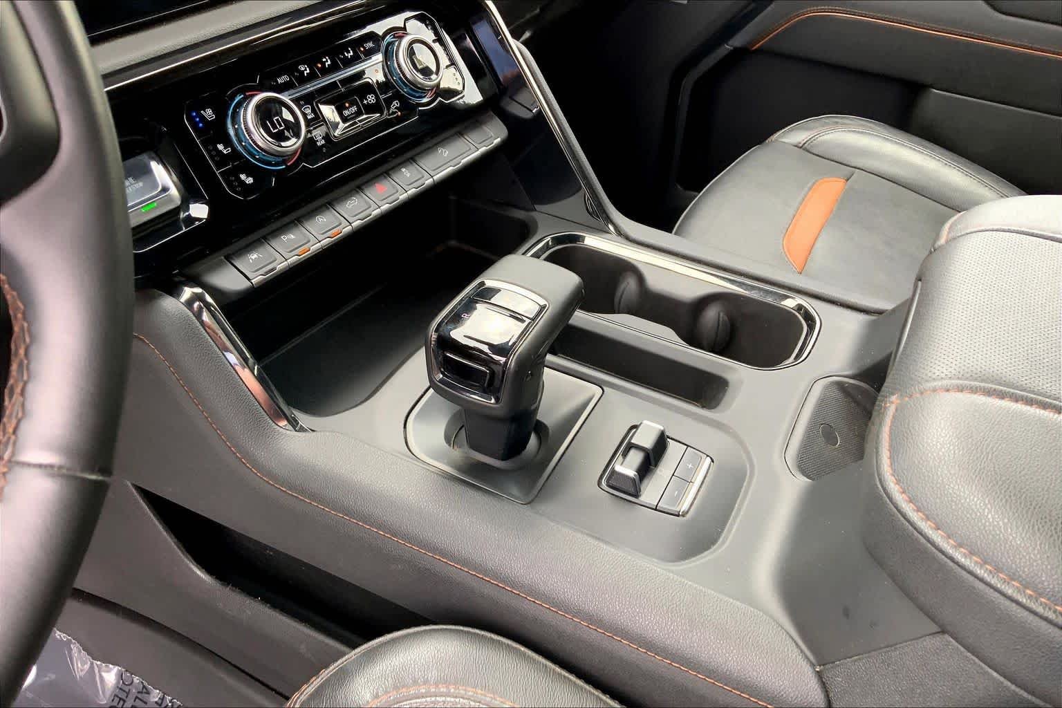 Used 2024 Titanium Rush Metallic GMC AT4 image 17