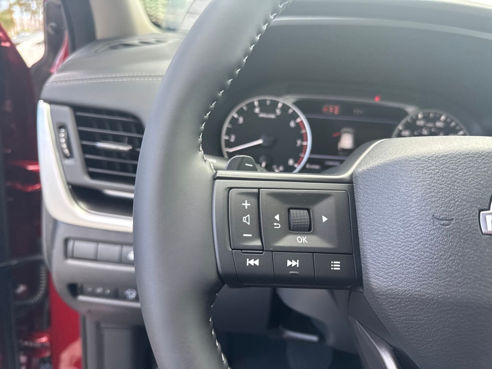 New 2026 Nissan Rogue SV 4D Sport Utility