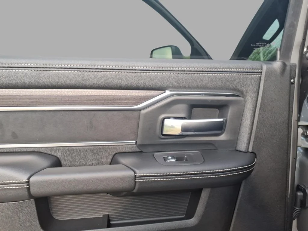 New 2026 Ceramic Gray Clear-Coat Exterior Paint RAM Laramie image 6