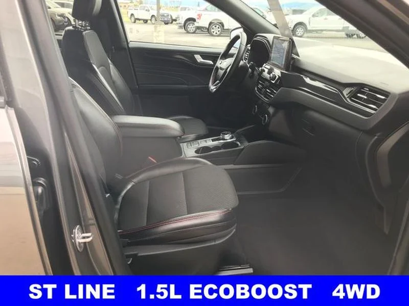 Certified Used 2024 CARBONIZED GRAY METALLIC Ford ST-Line image 17