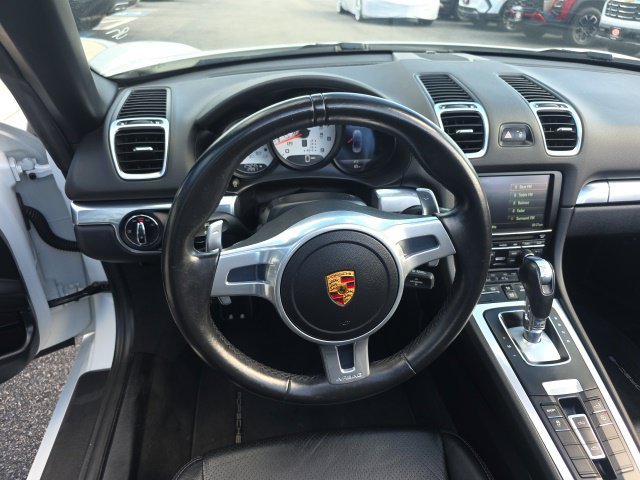 Used 2016 White Porsche  image 17