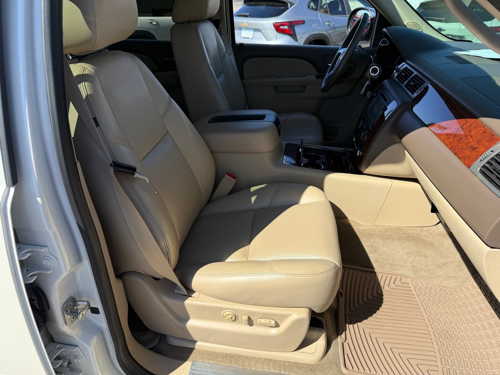 2012 Chevrolet Avalanche LTZ - Photo 31