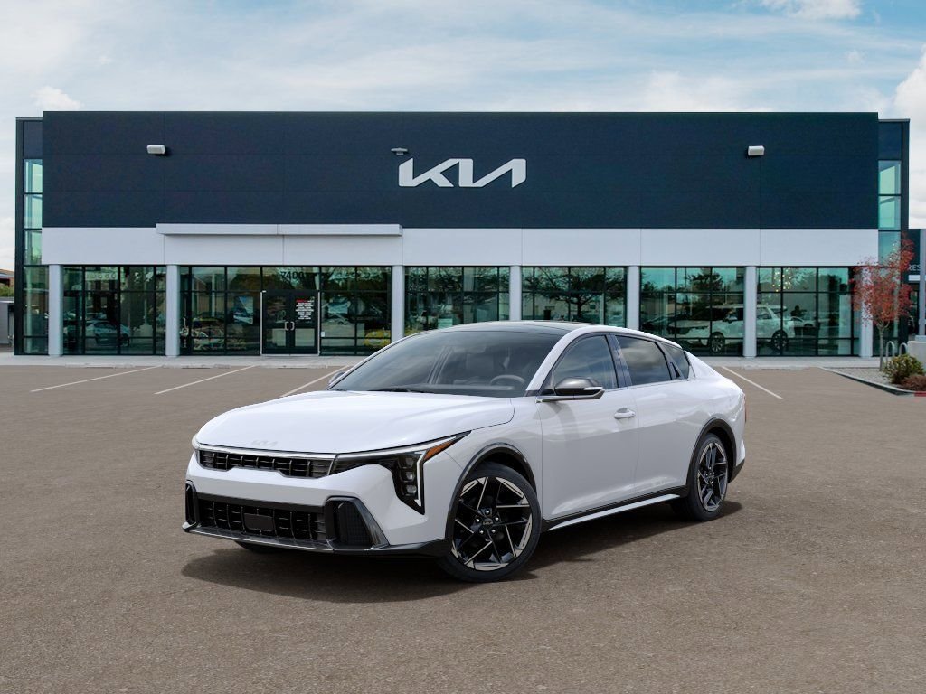 2026 Kia K4 GT-Line AT's photo