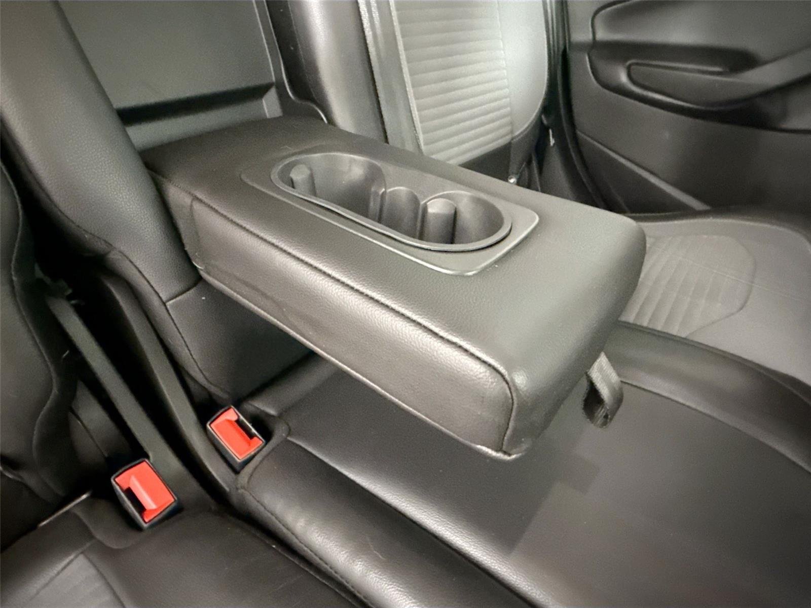 Used 2018 Ingot Silver Ford SE image 37