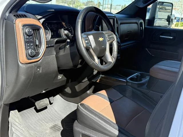 2023 Chevrolet Silverado 3500HD High Country - Photo 9