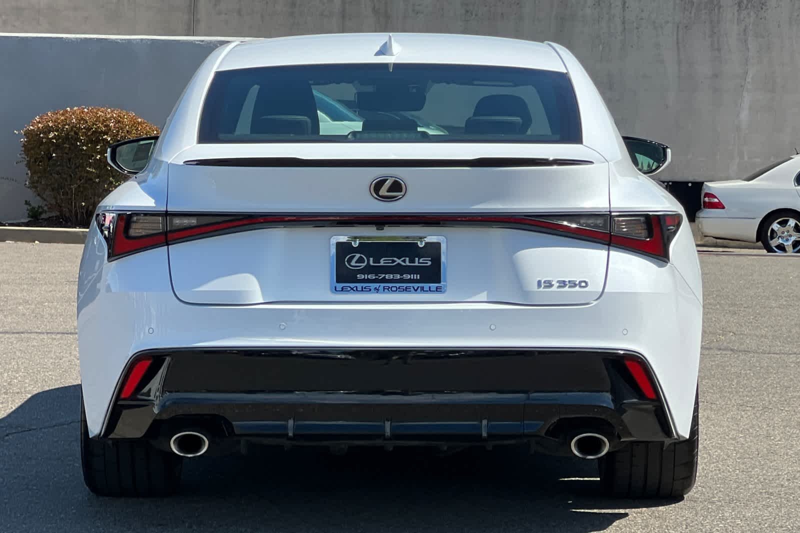2024 Lexus IS 350 F SPORT - Photo 8