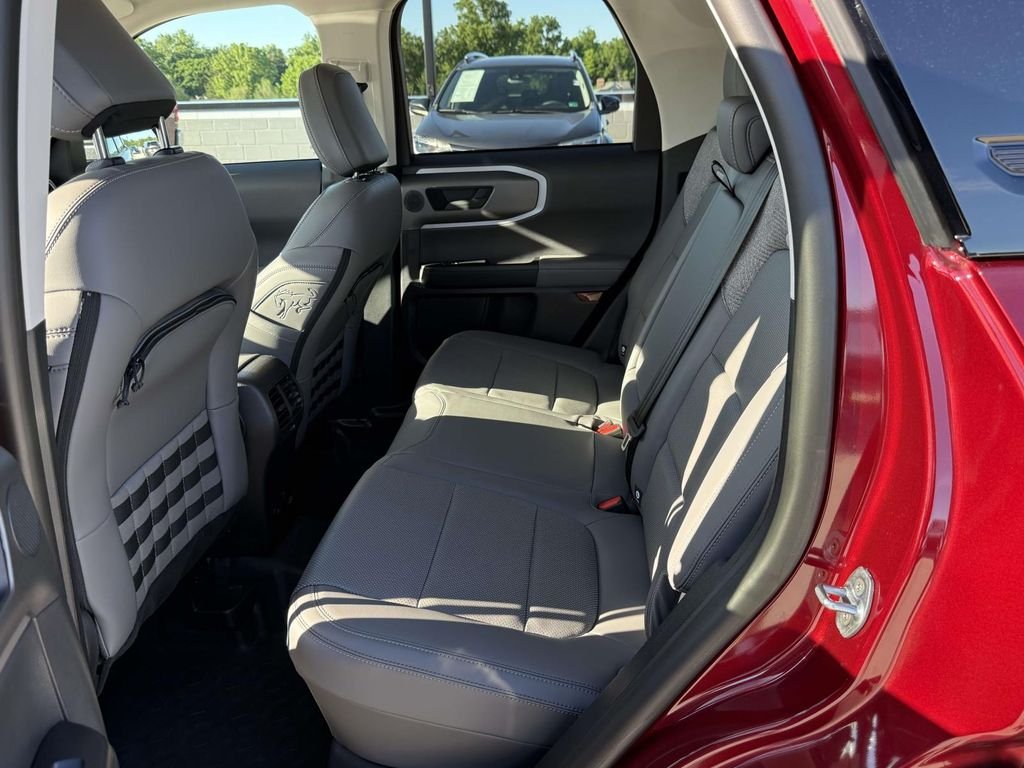 Used 2025 Red Ford Badlands image 15