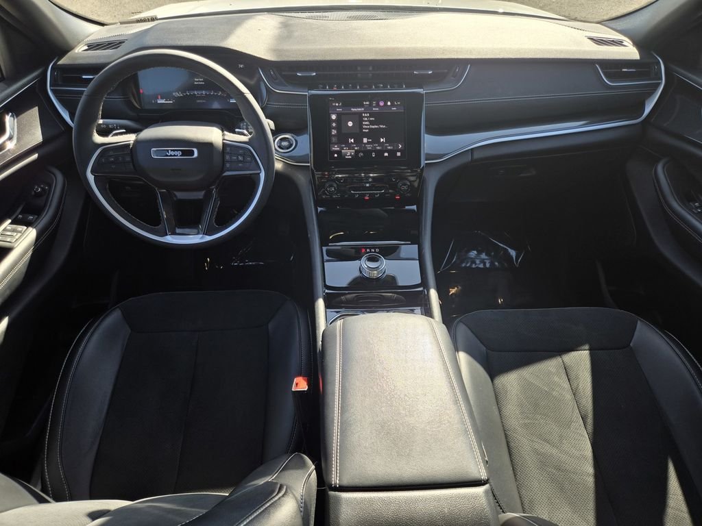 2023 Jeep Grand Cherokee Altitude - Photo 12