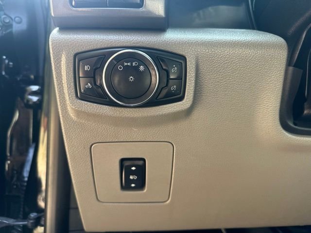 Used 2017 Shadow Black Ford XLT image 14