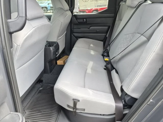 2026 Toyota Tacoma SR5 - Photo 13