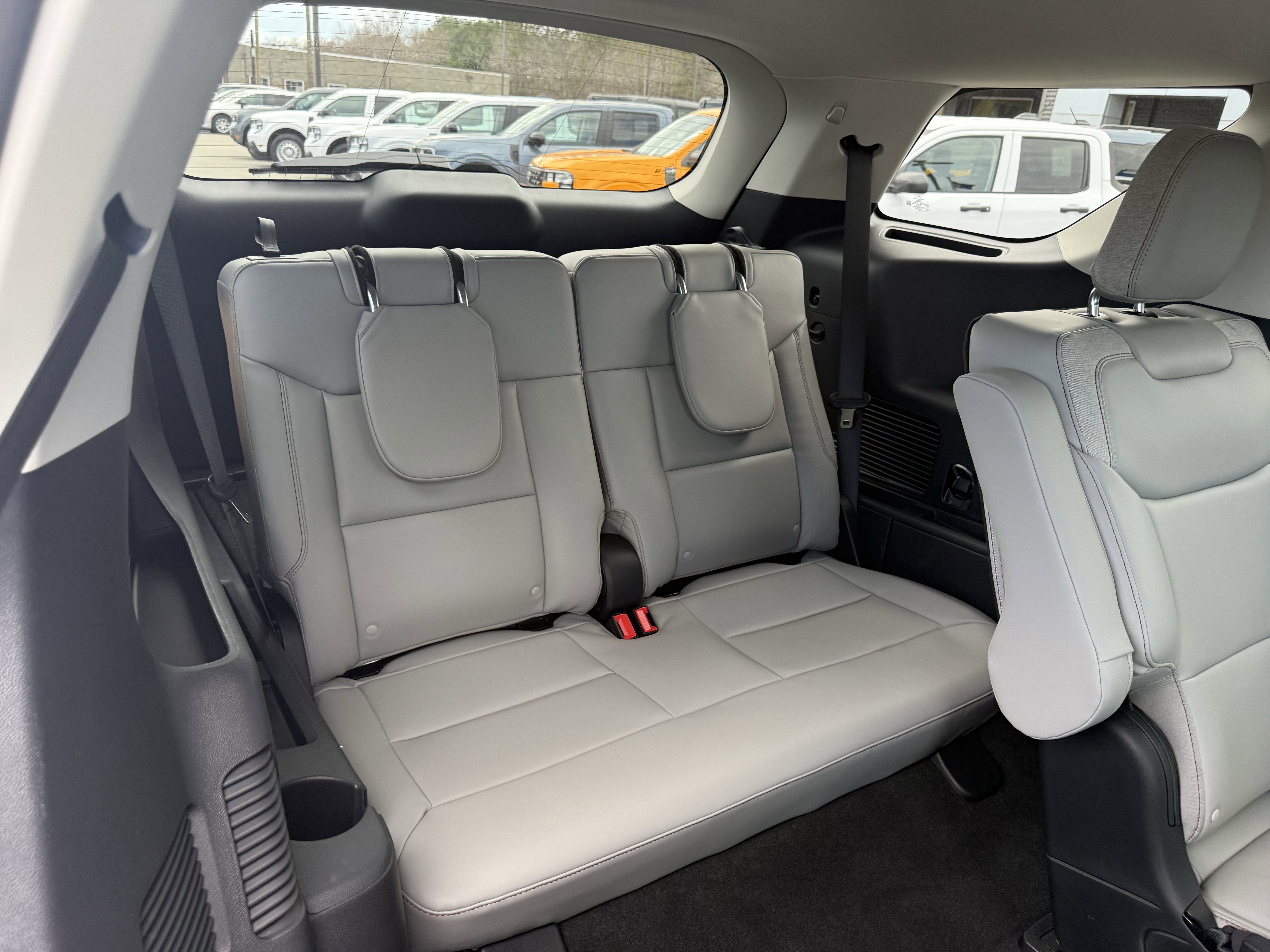 New 2026 Space White Metallic Ford Active image 6