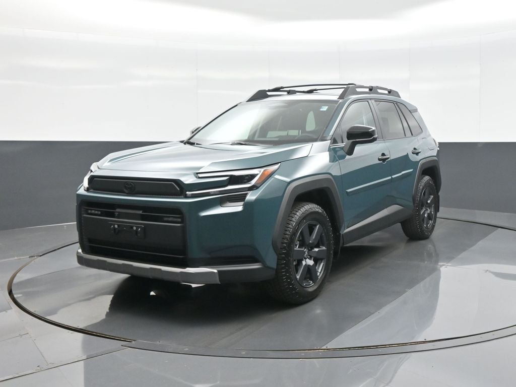 Used 2026  Toyota Woodland image 3