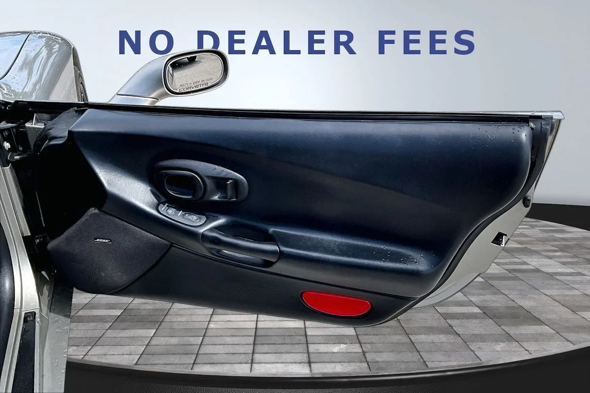 Used 2000  Chevrolet  image 25