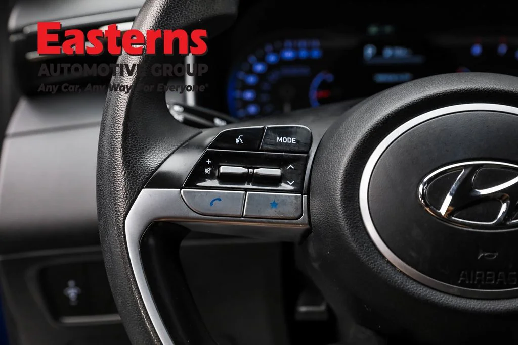 Used 2022 Blue Hyundai SEL image 15