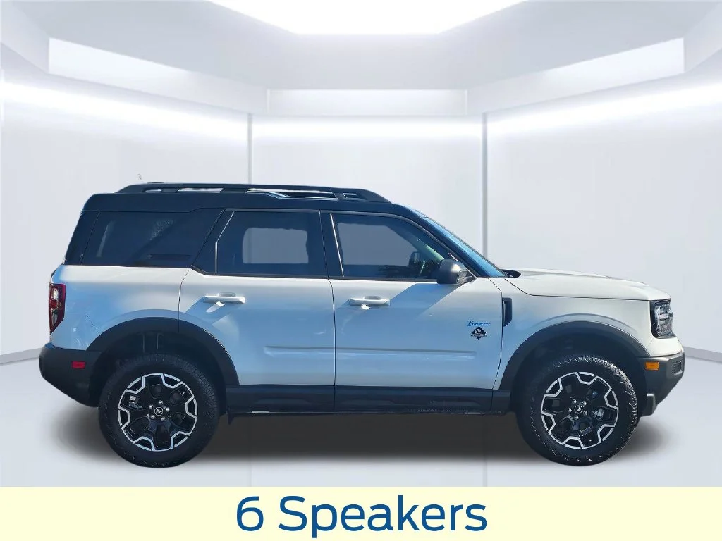 Certified Used 2025 Oxford White Ford Outer Banks image 22