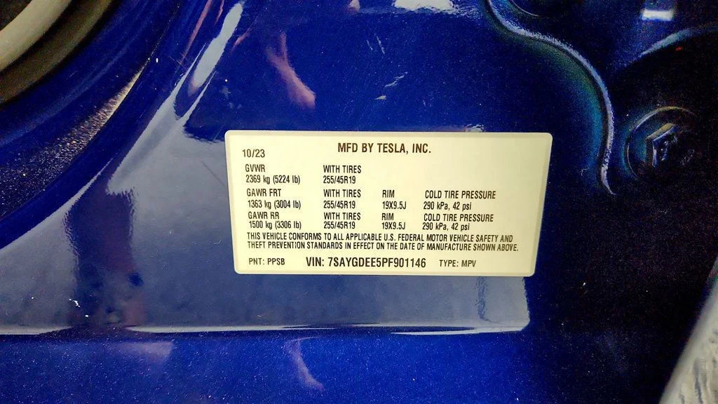 Used 2023 Deep Blue Metallic Tesla Long Range AWD w/ Acceleration Boost image 31