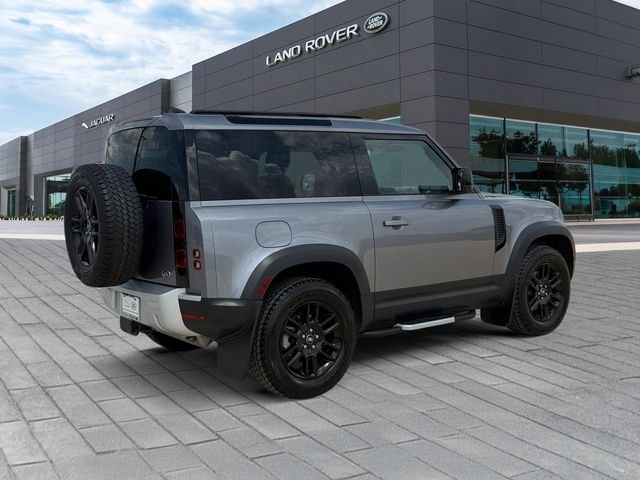 Used 2023 Eiger Grey Metallic Land Rover S image 5