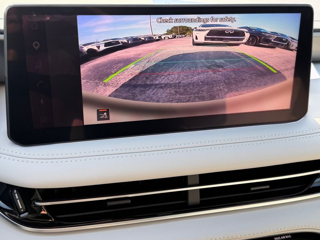 New 2027 RADIANT WHITE INFINITI Luxe AWD image 22