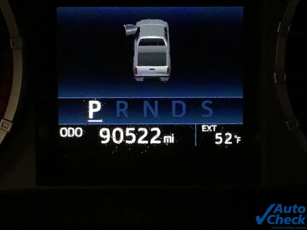 Used 2017 Silver Toyota SR5 image 52