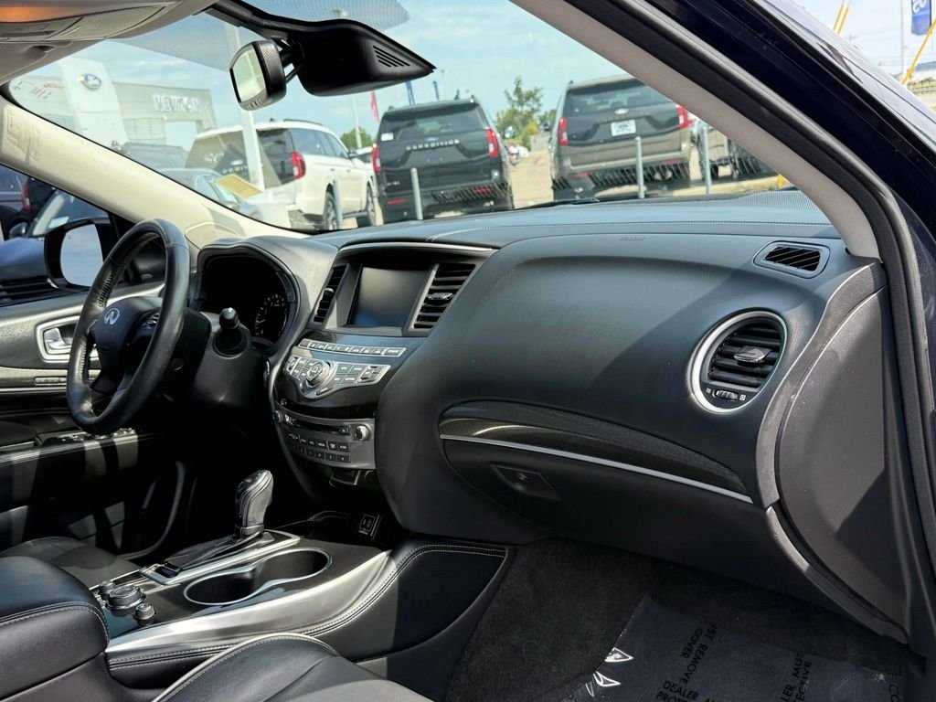 Used 2020 Blue INFINITI LUXE image 28