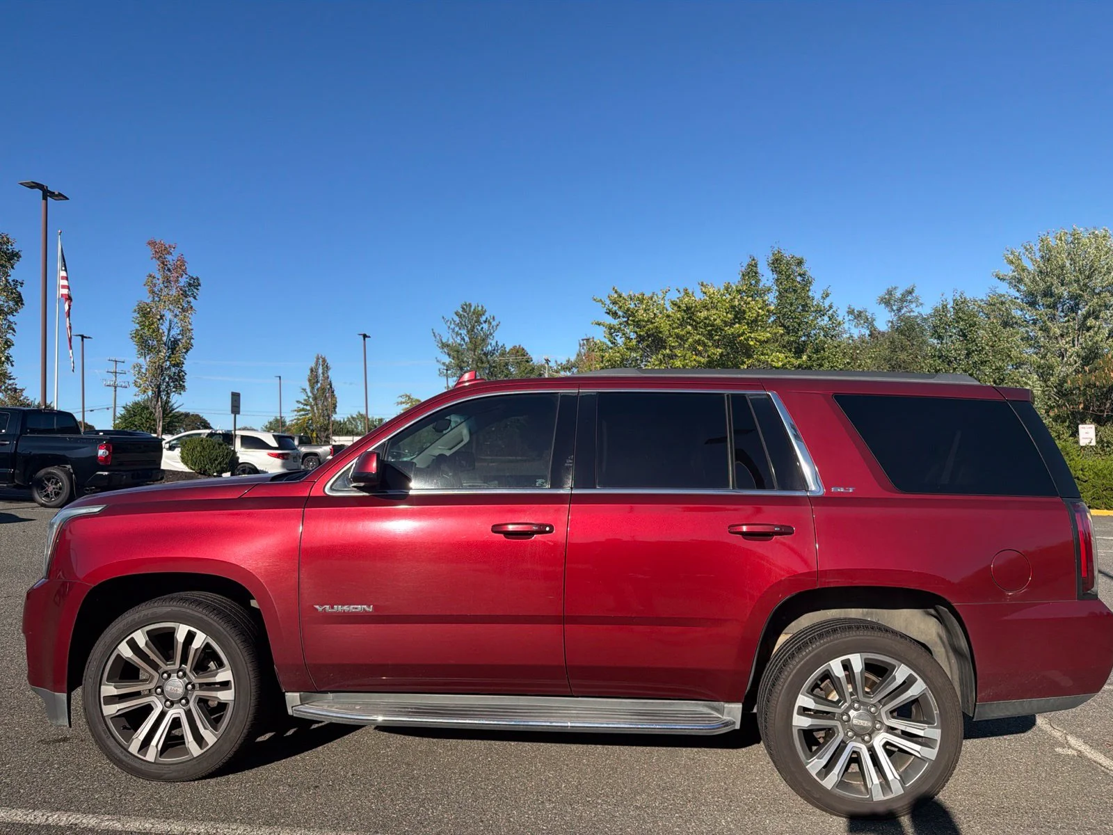 Used 2017 Red GMC SLT image 7