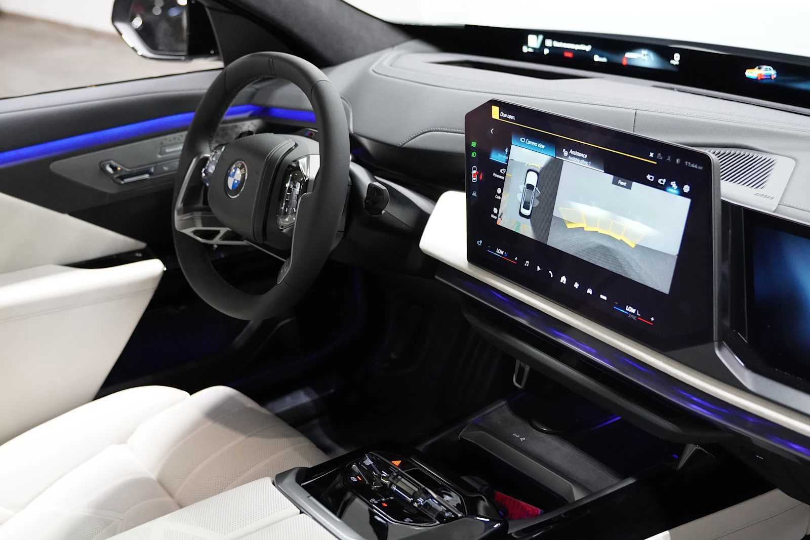 New 2027 Brooklyn Grey Metallic BMW 740i image 14
