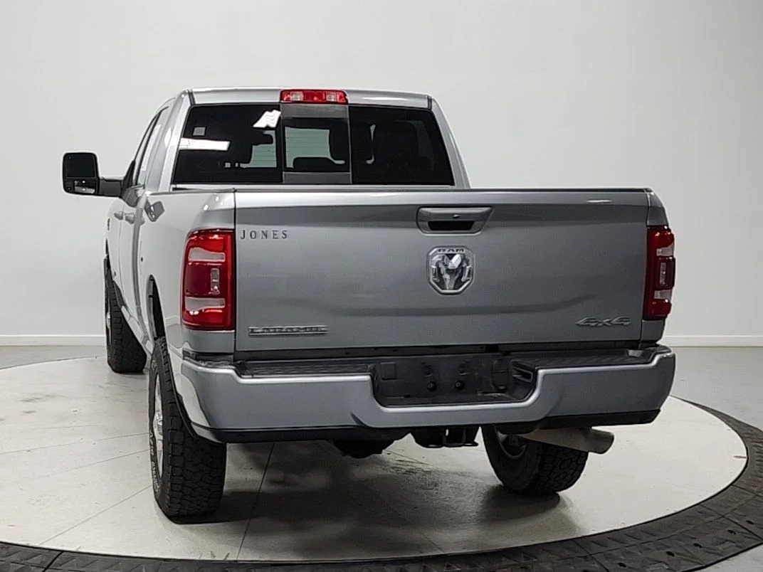 Used 2024 Silver Ram Laramie image 6