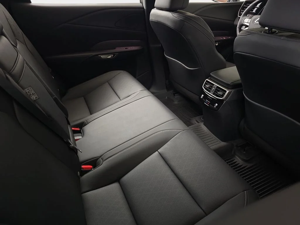 New 2026 Iridium Lexus PREMIUM PLUS image 11