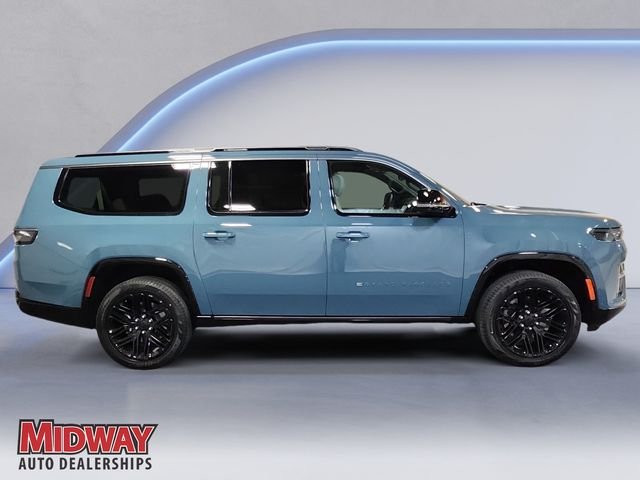 New 2026 Steel Blue Exterior Paint Jeep Limited Reserve image 6
