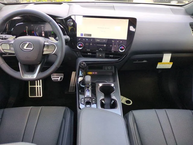 2026 Lexus NX 450h+ F-Sport - Photo 14