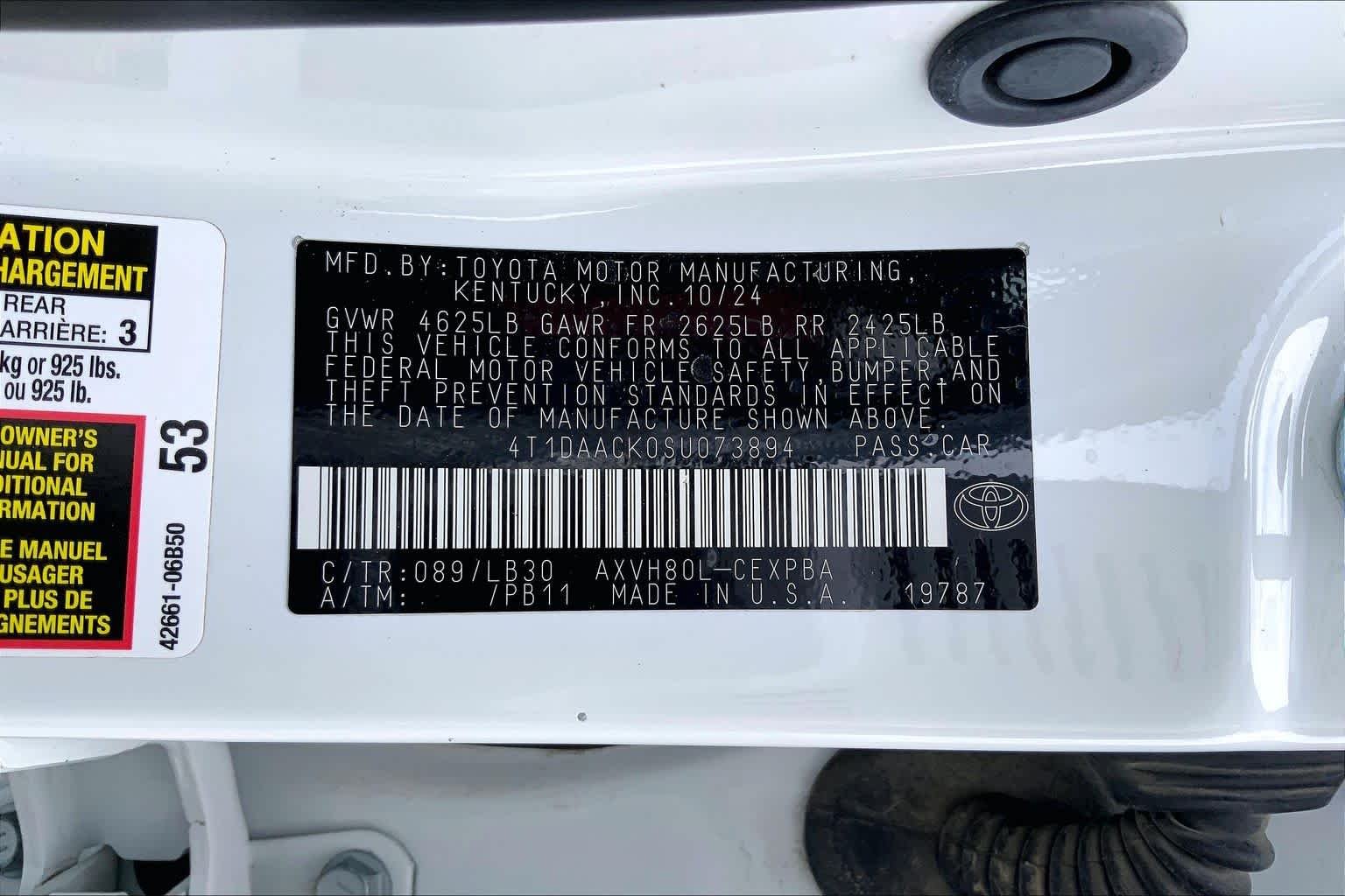 Used 2025 Wind Chill Pearl Toyota XSE image 36