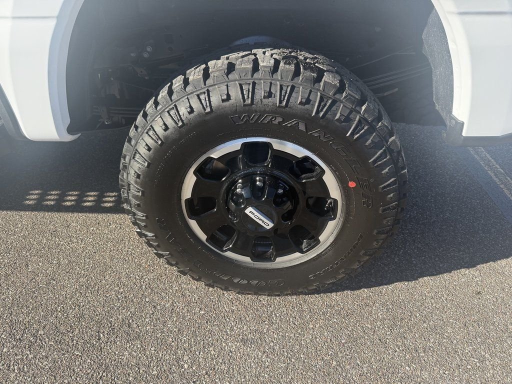 2026 Ford F-350 Super Duty XLT - Photo 9